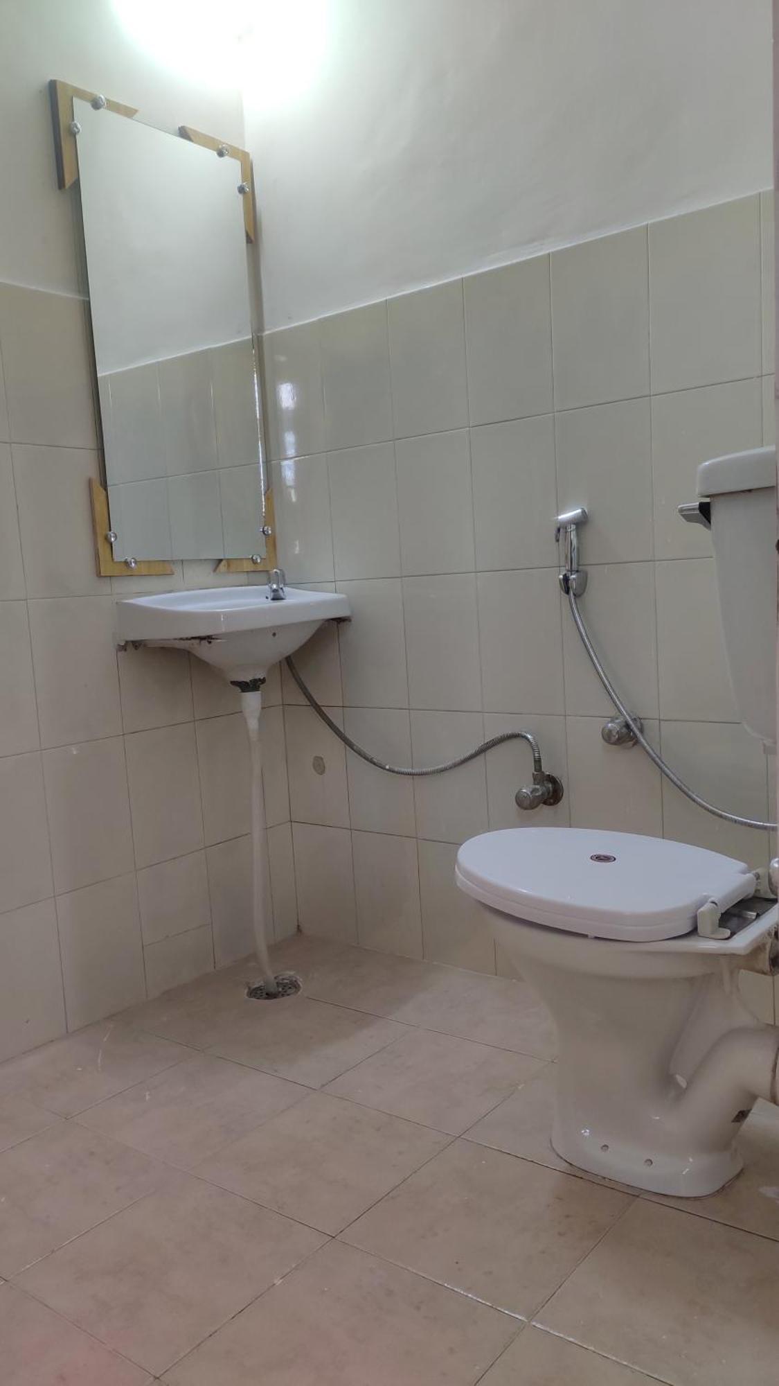 The Prasher Lodge Mall Road Manali Екстер'єр фото