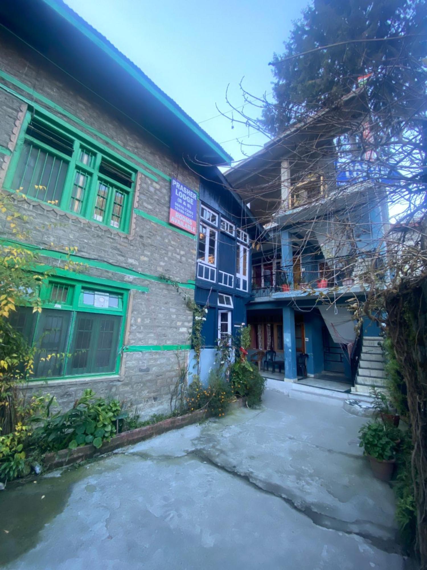 The Prasher Lodge Mall Road Manali Екстер'єр фото